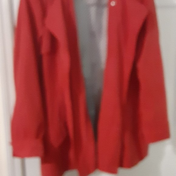Red jacket - Picture 2 of 2
